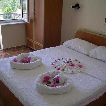 Junior Ozalp Hotel Dalyan Kültér fotó