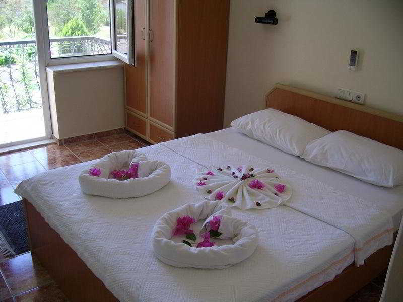 Junior Ozalp Hotel Dalyan Kültér fotó